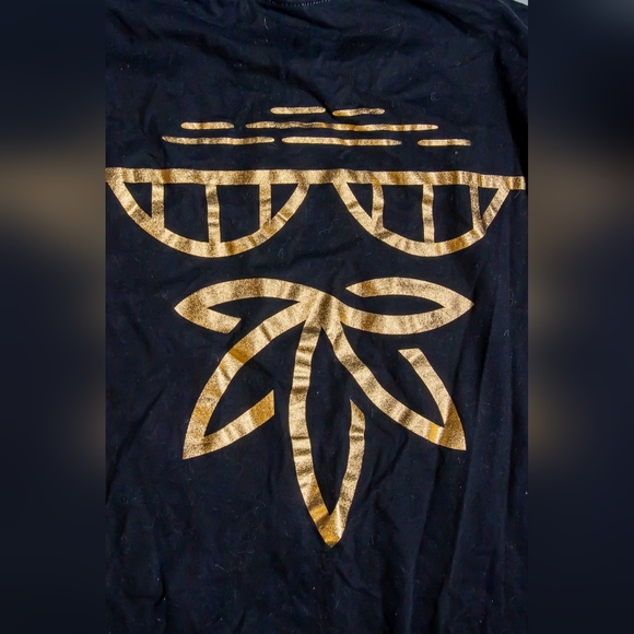 Retro Cannabis T-shirt - Picture 3 of 3